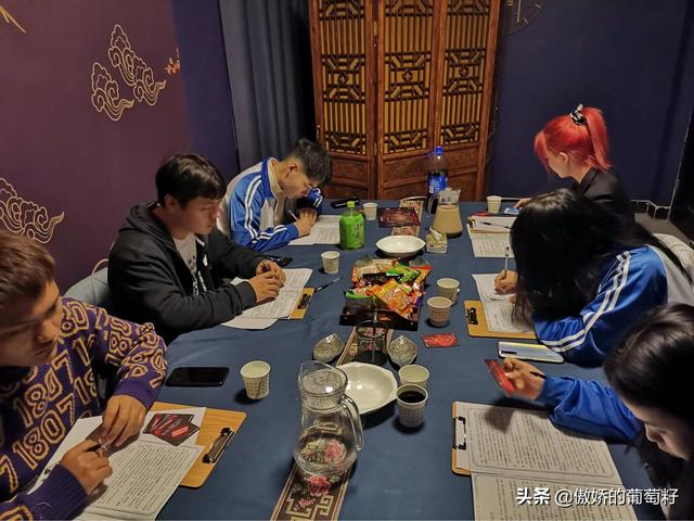 剧本杀隐藏着灰色产业（剧本杀存在着的行业乱象）-欧乐副业网