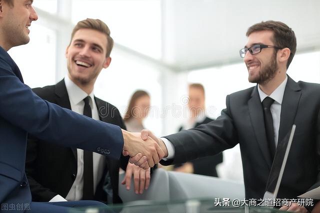 如何开连锁实体店-欧乐副业网