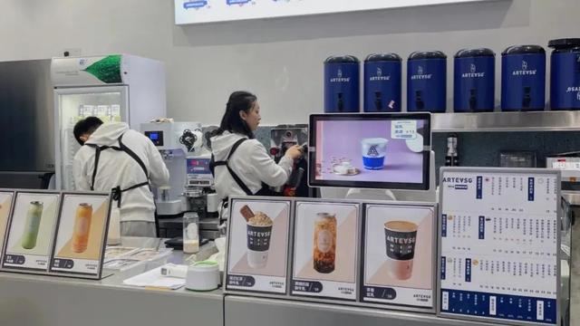 加盟奶茶店到底赚不赚钱(女生开奶茶店赚钱吗)插图1 加盟奶茶店到底赚不赚钱(女生开奶茶店赚钱吗)插图1
